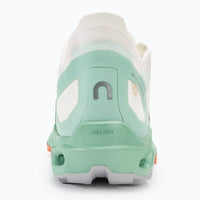 tenis on cloudventure peak 3 undyed