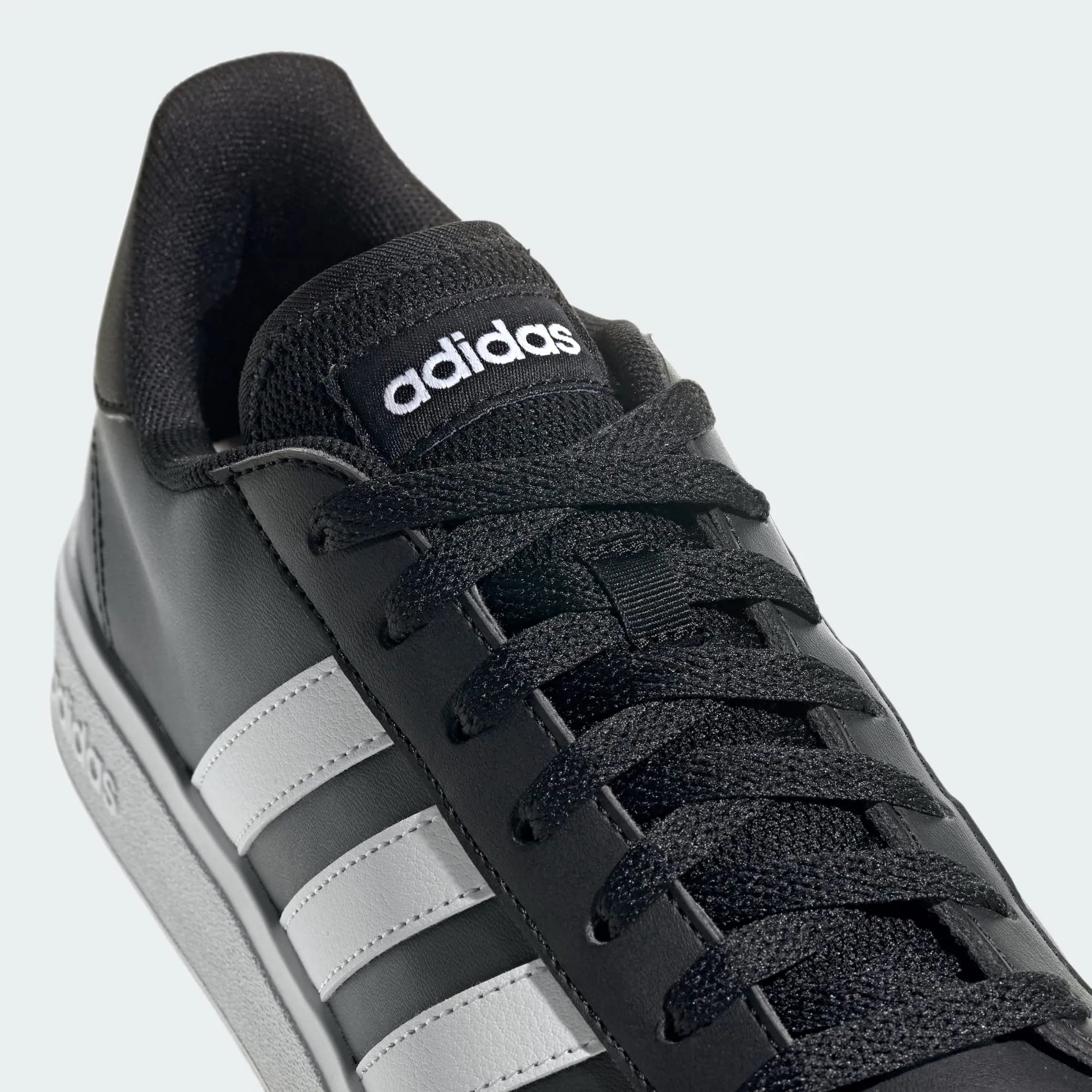 tenis Adidas grand court base 2.0