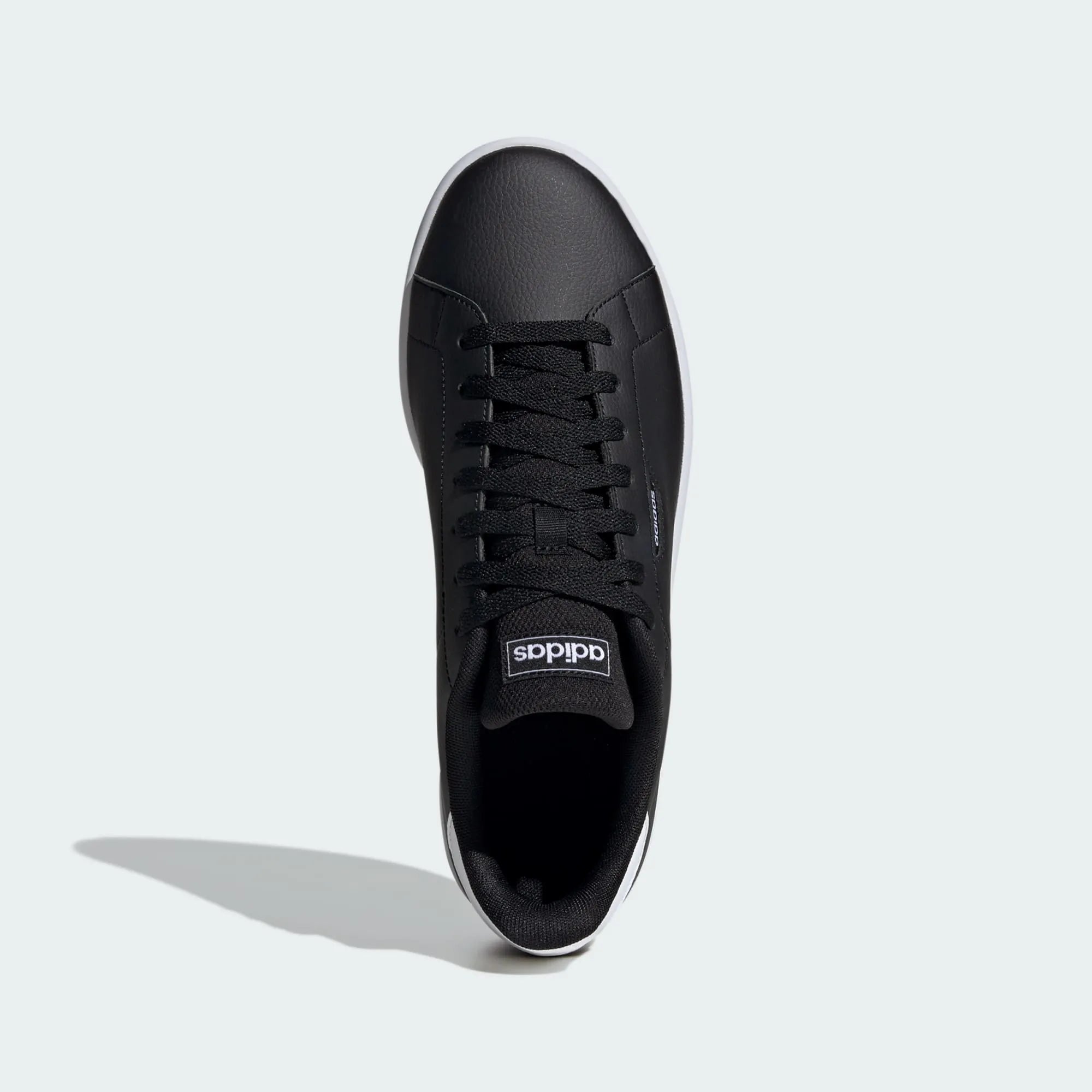 tenis adidas urban court