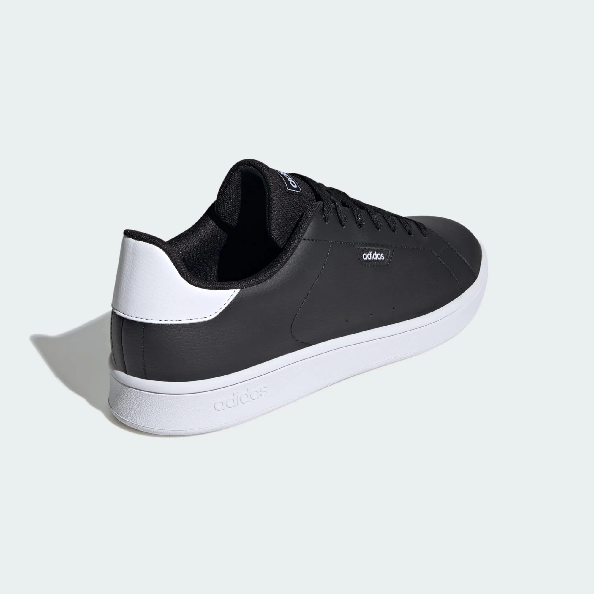 tenis adidas urban court